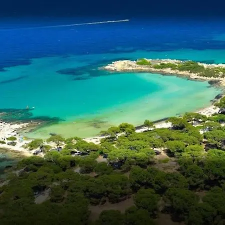 Nefolia Nyaraló Vurvurú