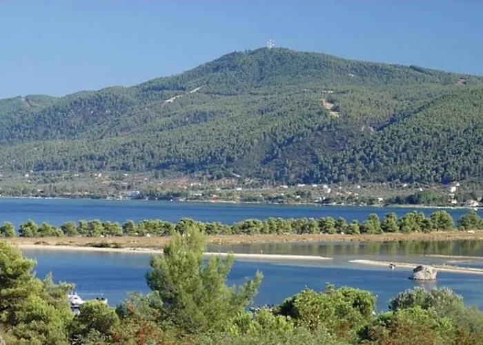 Case de vacanță Nefolia